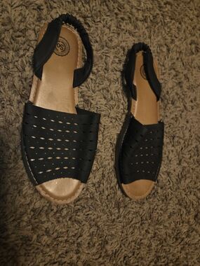 Black Women's Perforated Slingback Sandals